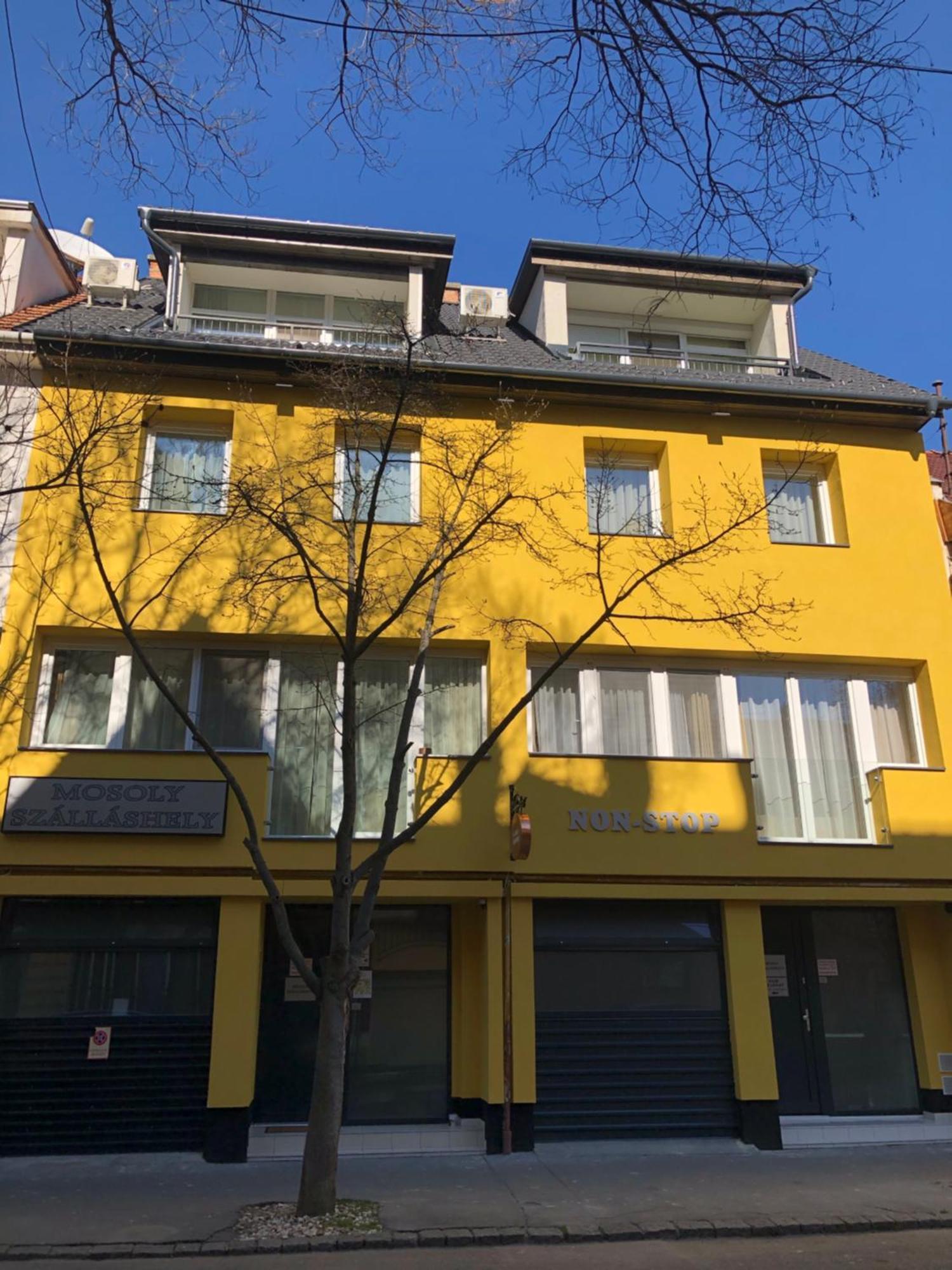 Mosoly Szallashely Szegedin Exterior foto